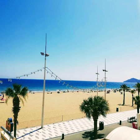 Gemelos 1 Modern Seaviews Бенидорм Екстериор снимка