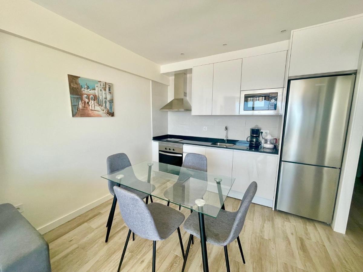 Gemelos 1 Modern Seaviews Бенидорм Екстериор снимка