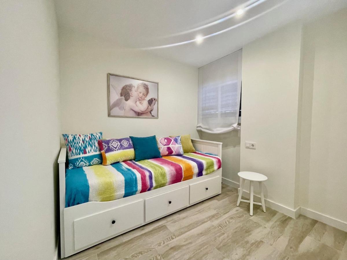 Gemelos 1 Modern Seaviews Бенидорм Екстериор снимка