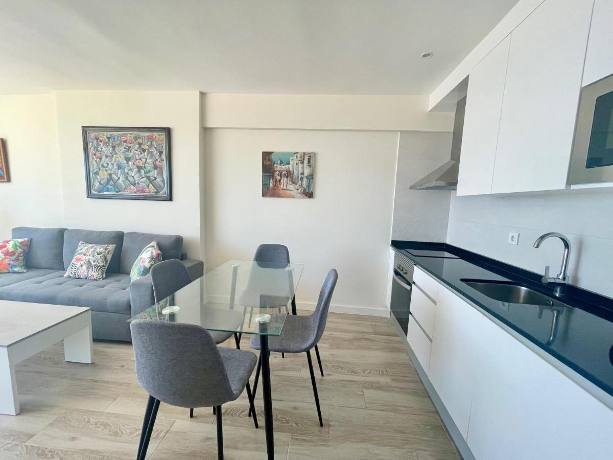 Gemelos 1 Modern Seaviews Бенидорм Екстериор снимка